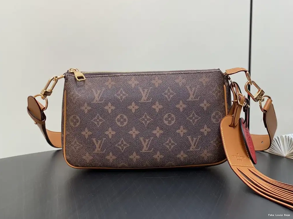 MULTI VUITTON LOUIS POCHETTE ACCESSOIRES 0608